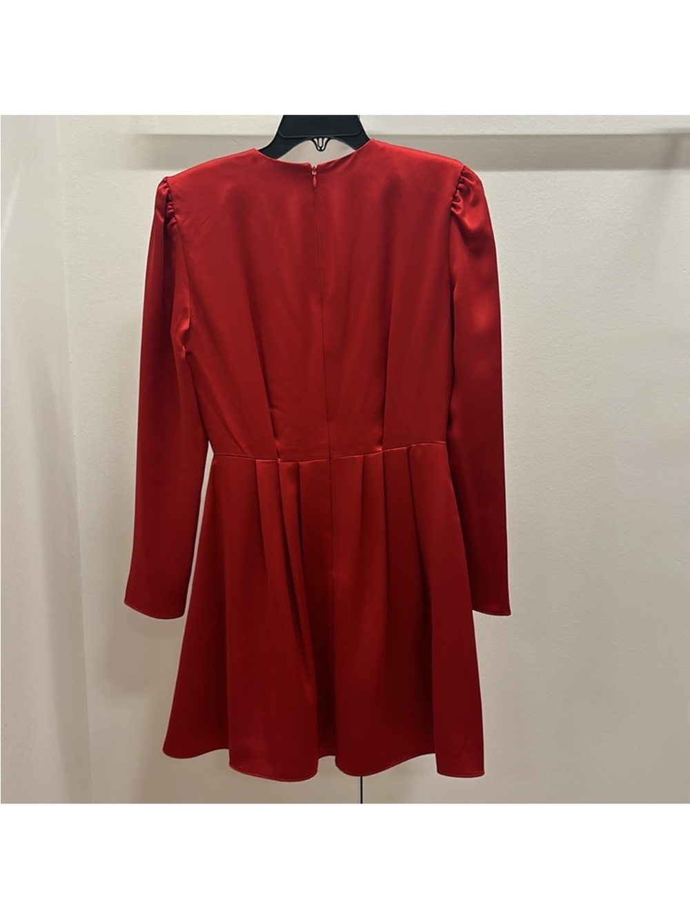NWT Gianni Bini Bastian Satin V-Neck Rosette Long Sleeve A-Line Dress - Picture 11 of 11